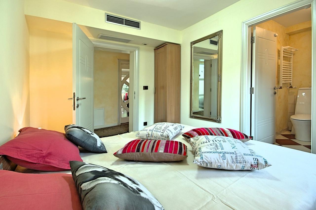 Villa Lidija Porec Bagian luar foto